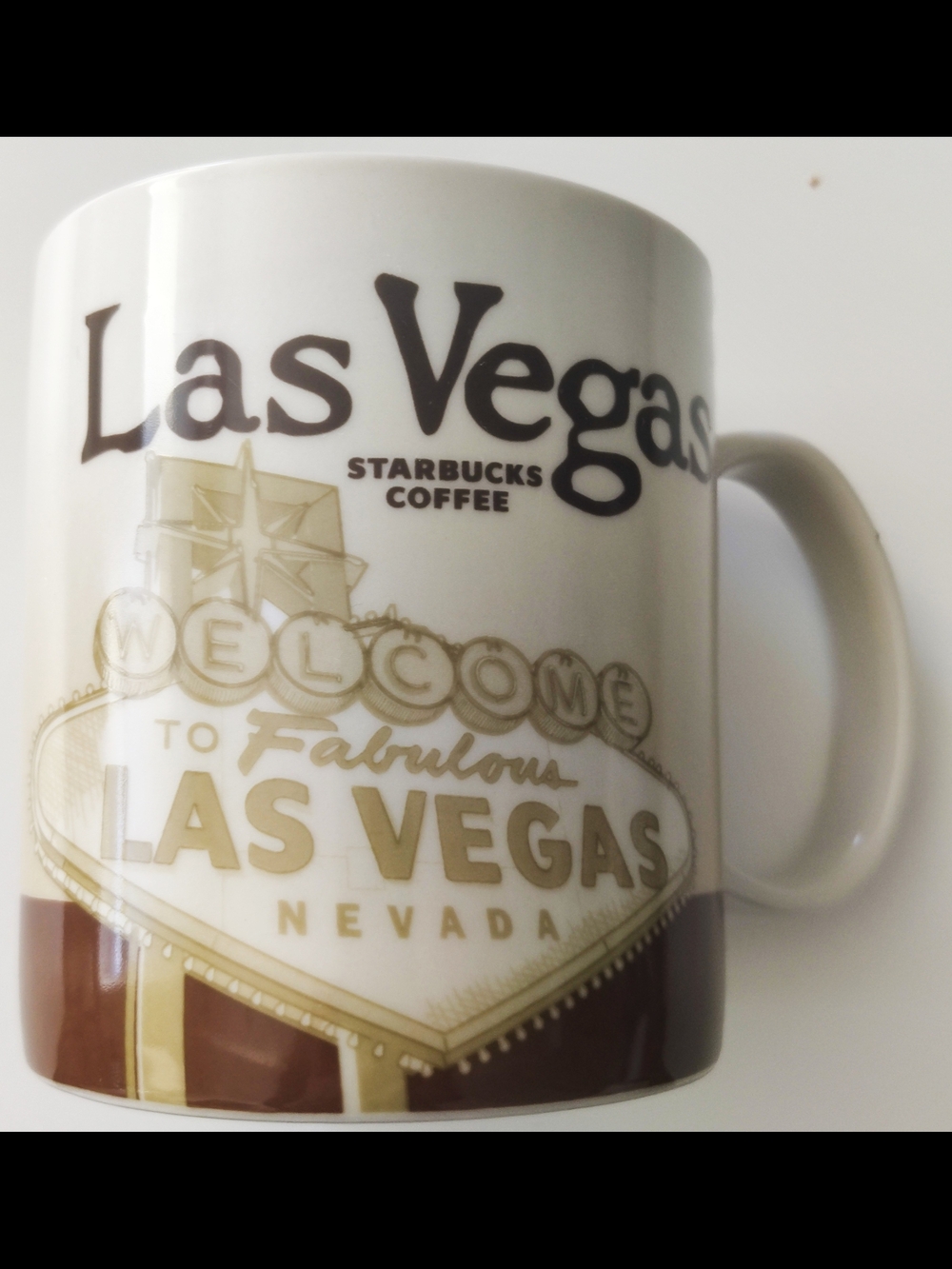Starbucks Coffee Company 2012 City Mug 16oz Pre-owned Never been used....